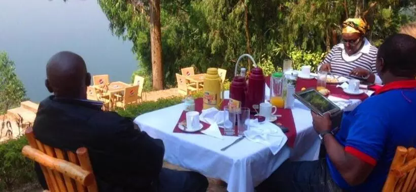 ホテル Lake Bunyonyi Eco Resort