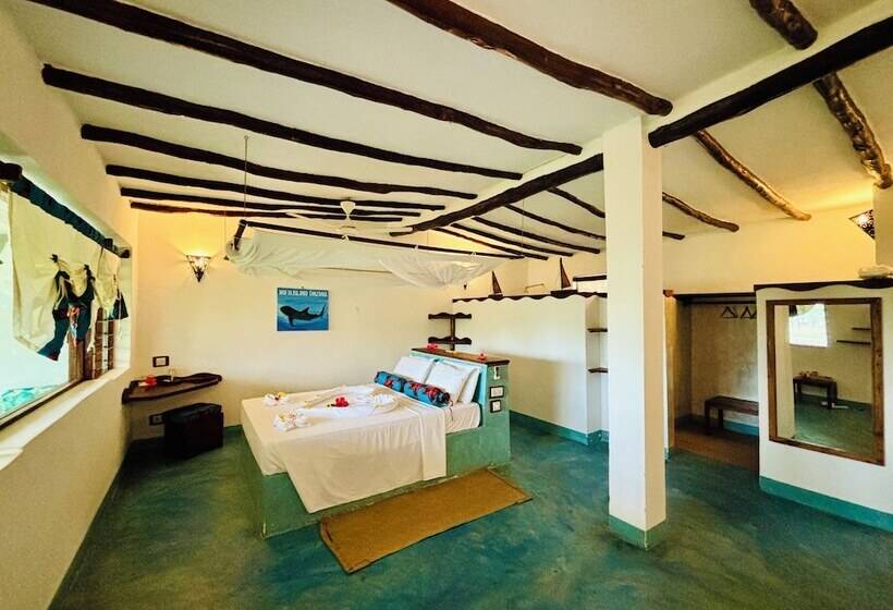 Hotel Basecamp Mafía Island