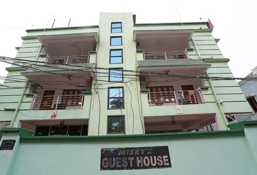 فندق O Maa Banadurga Inn