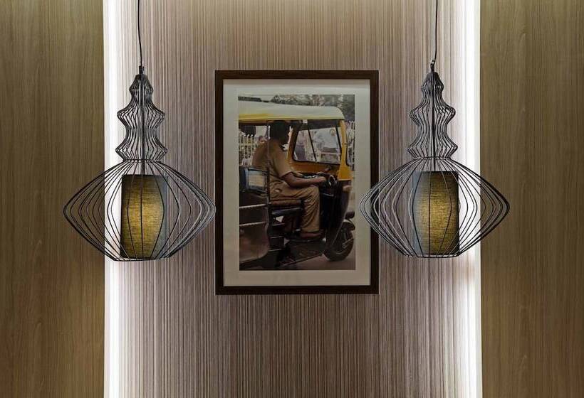 هتل Plaza Premium Day