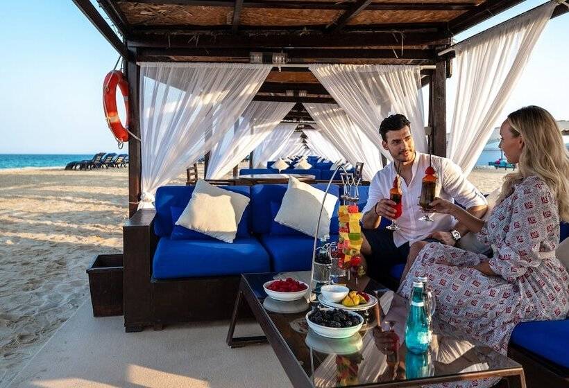 هتل Regency Sealine Camp