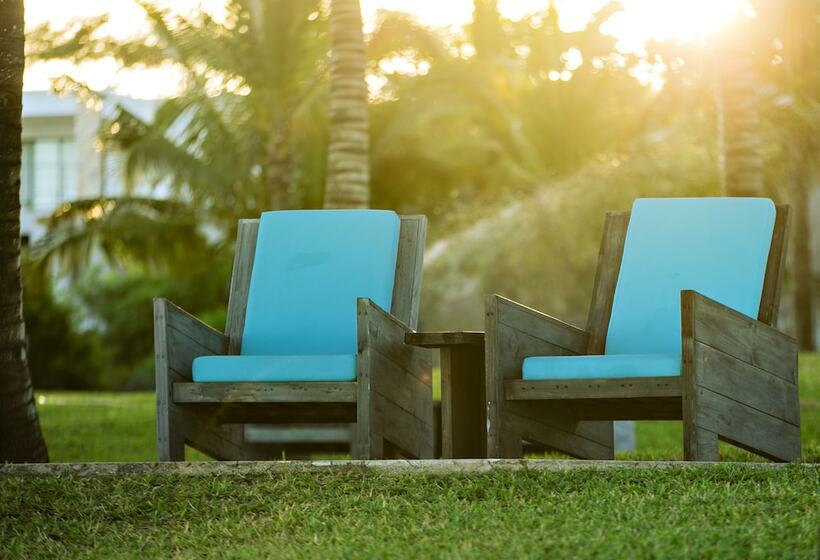 Отель Vilanculos Beach Lodge