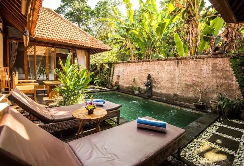 Naja Private Villa