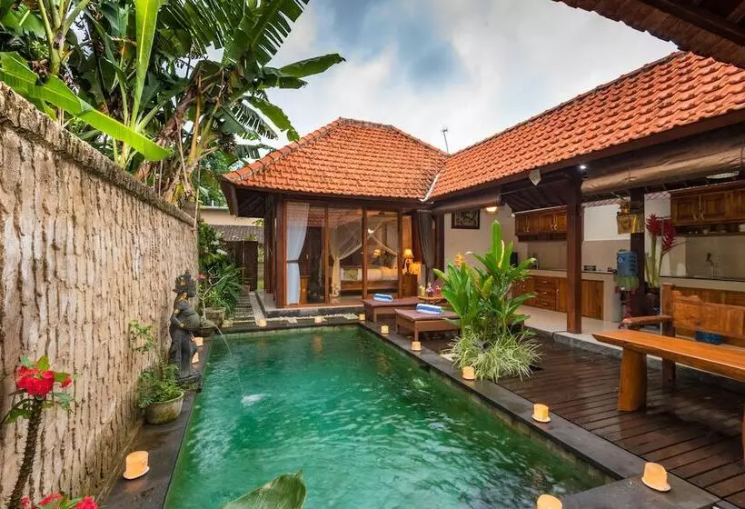 Naja Private Villa
