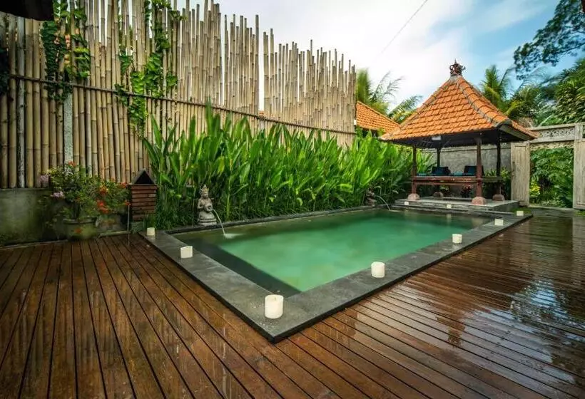 Naja Private Villa