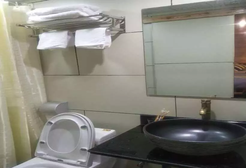 Nanjing Tulou Qingdelou Inn