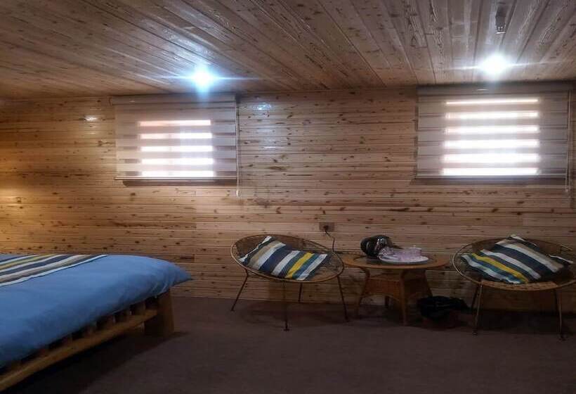 Nanjing Tulou Qingdelou Inn