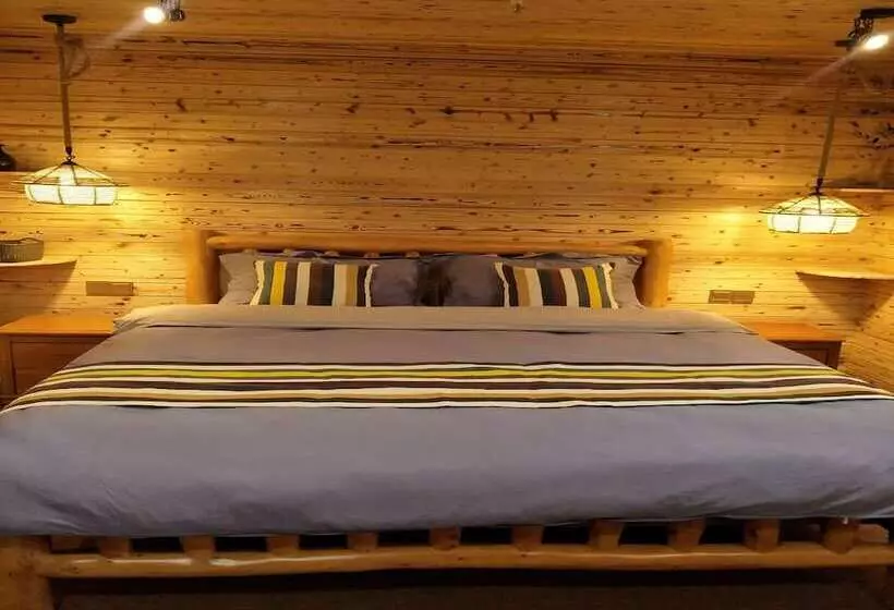 Nanjing Tulou Qingdelou Inn