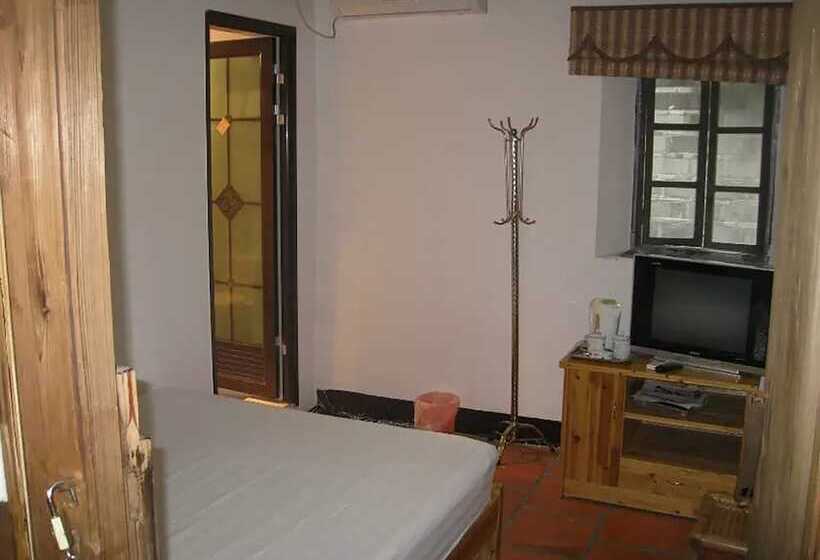 Nanjing Tulou Qingdelou Inn