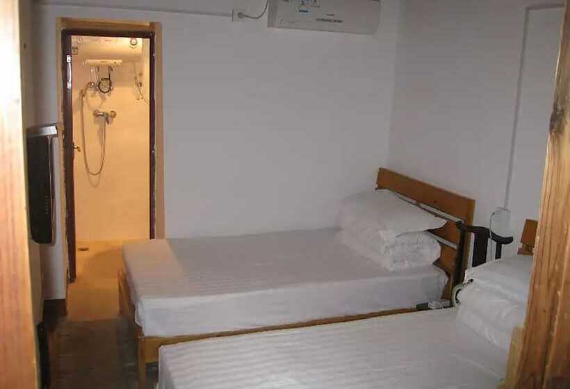 Nanjing Tulou Qingdelou Inn