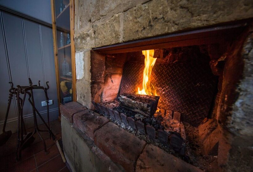 펜션 Cobb & Co Lodge