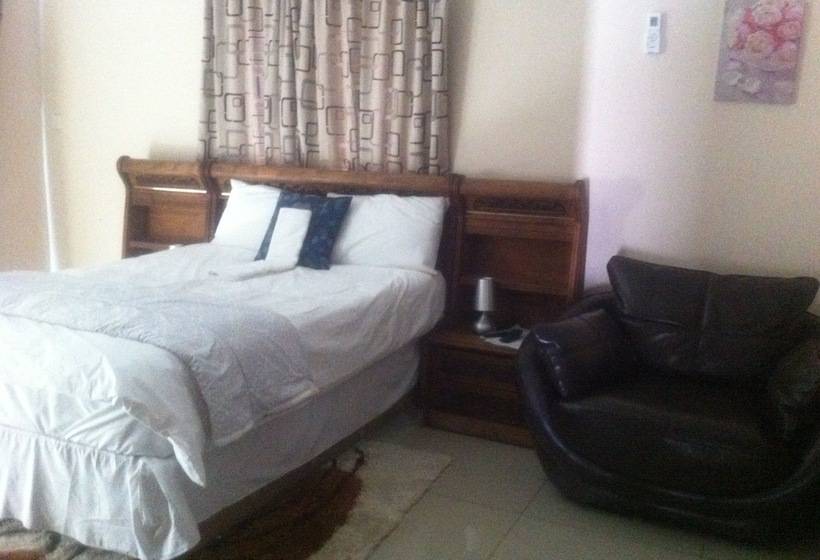 پانسیون Kalabi Executive Lodge