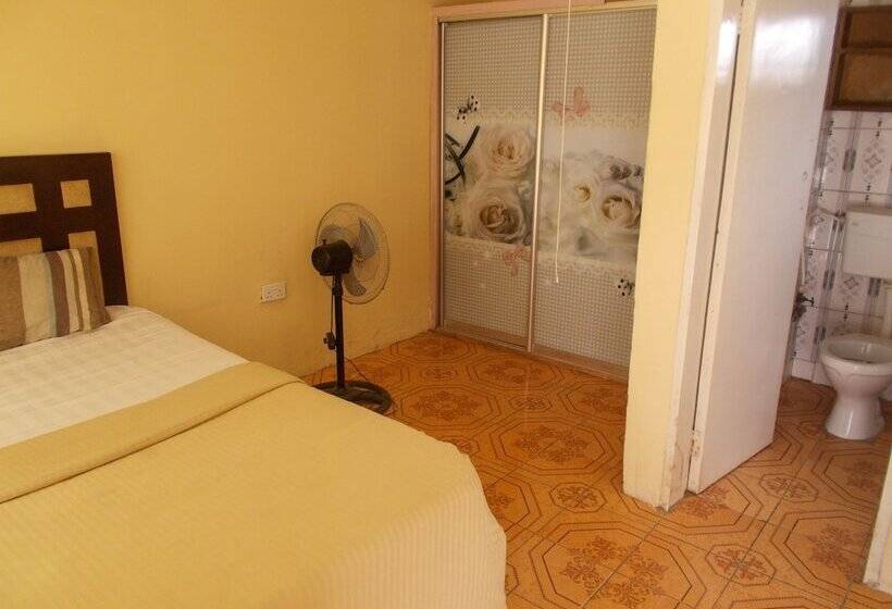 پانسیون Kalabi Executive Lodge