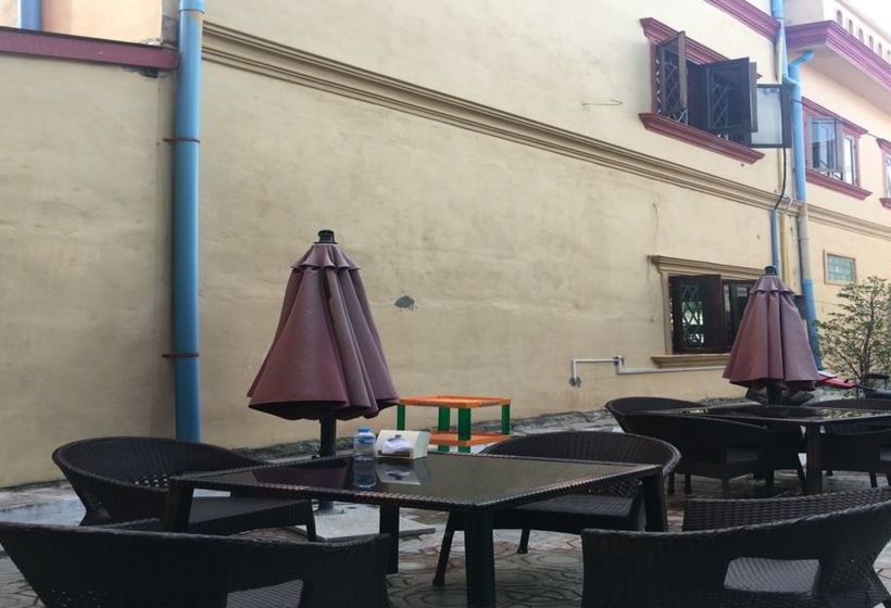 פנסיון La Gondola Guesthouse And Restuarant