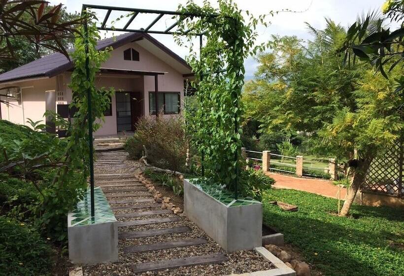 بنسيون Phu Vara