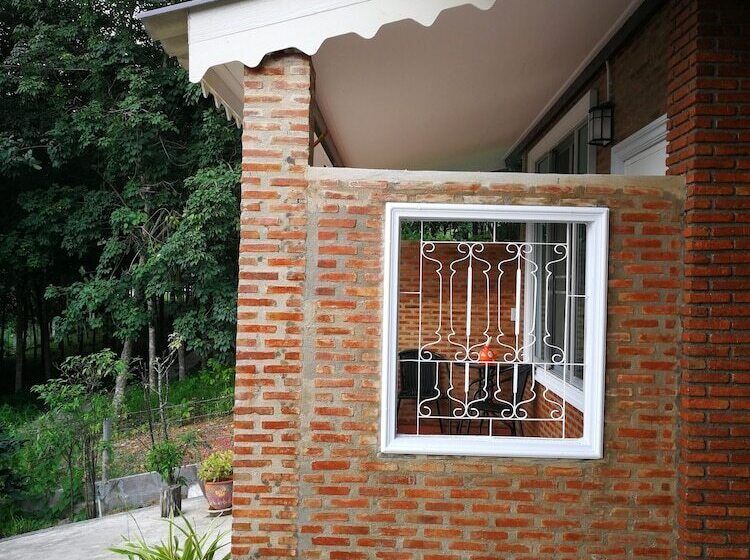 بنسيون Phu Vara