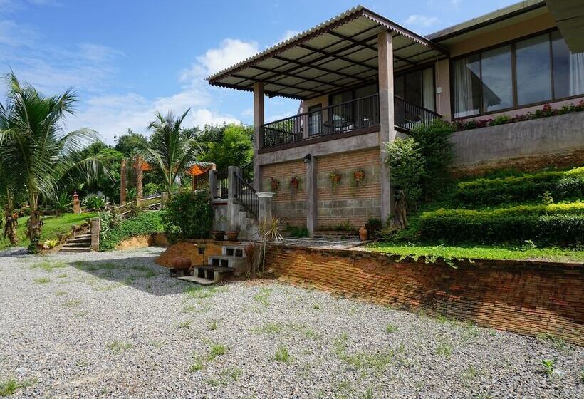 بنسيون Phu Vara