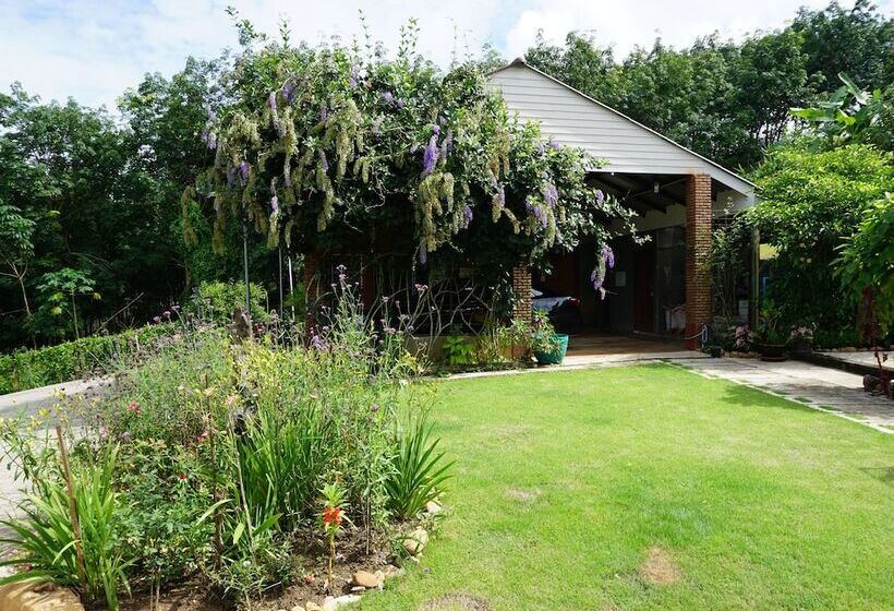 بنسيون Phu Vara