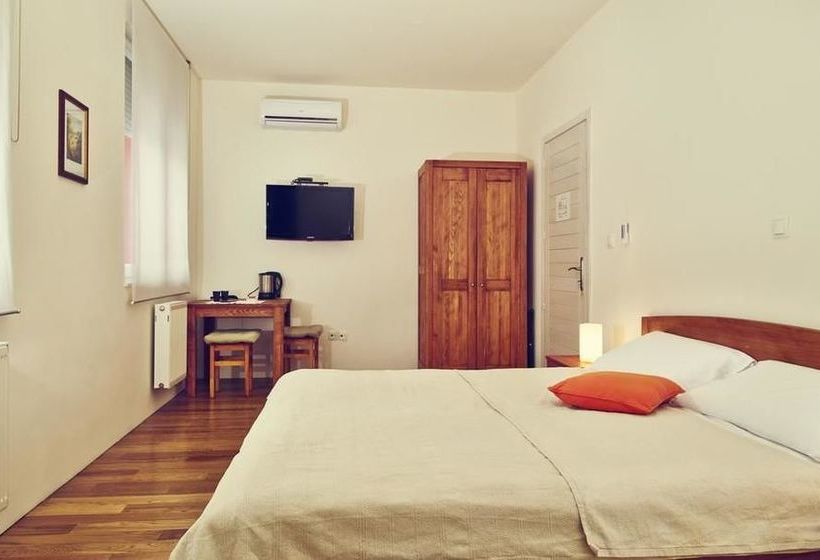 Пансион National Plus