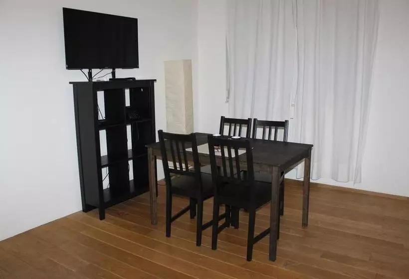 ペンション National Plus