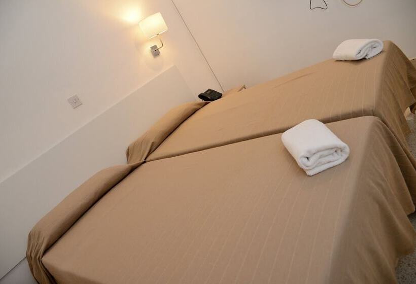 پانسیون White Star