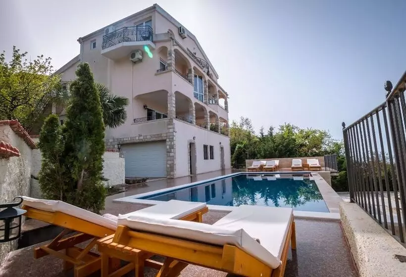 Villa Del Mar