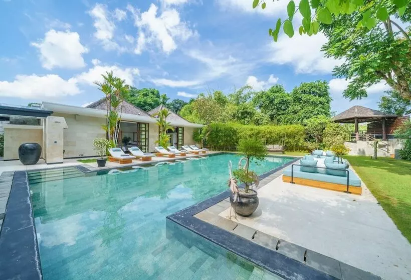 Villa Karishma