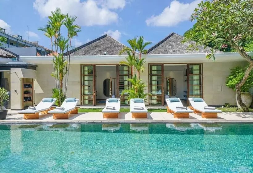Villa Karishma