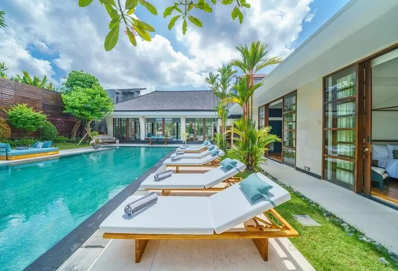 Villa Karishma