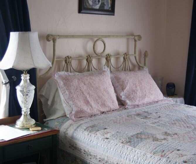 تختخواب و صبحانه Gallagher S Irish Rose