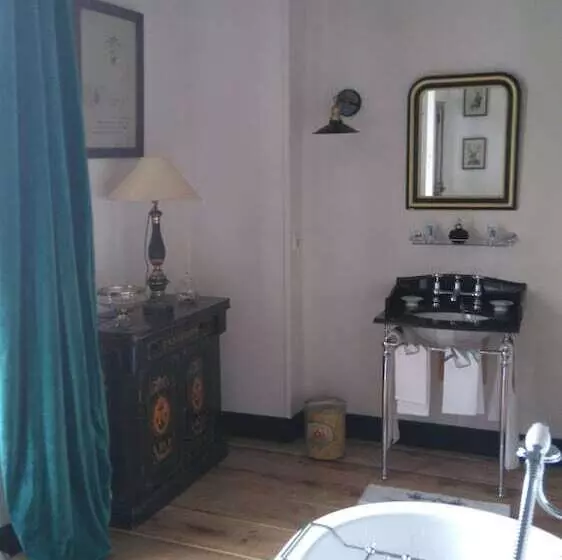 تختخواب و صبحانه La Demeure De Villiers