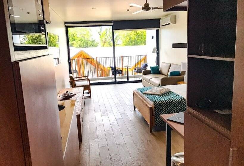 Coral Sea Resort & Casino