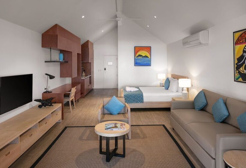 Coral Sea Resort & Casino