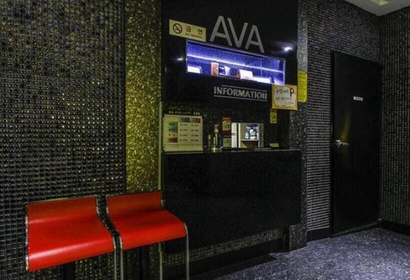 Hotel Ava