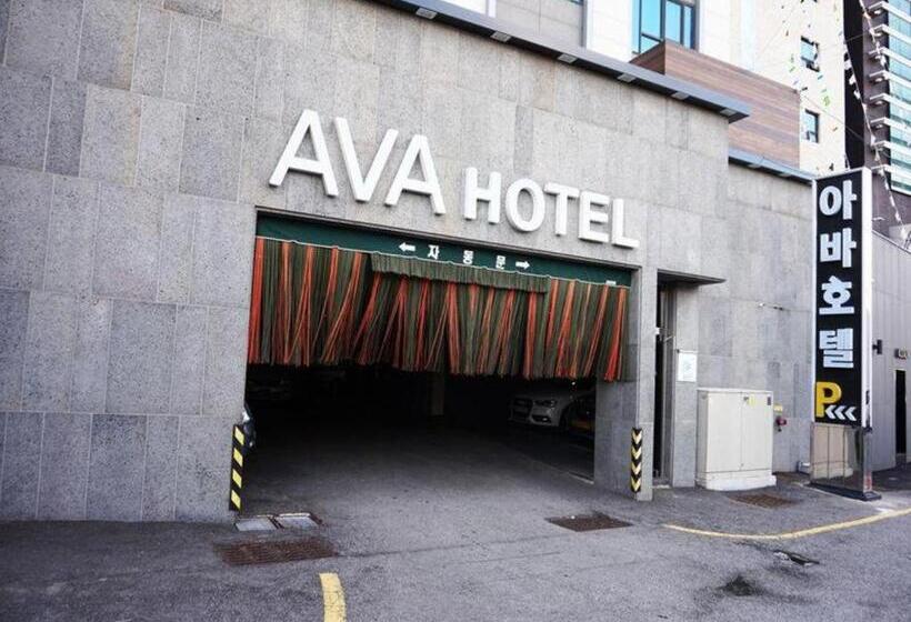 Hotel Ava