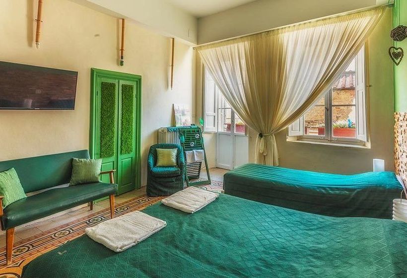 هتل Ghibellino B&b