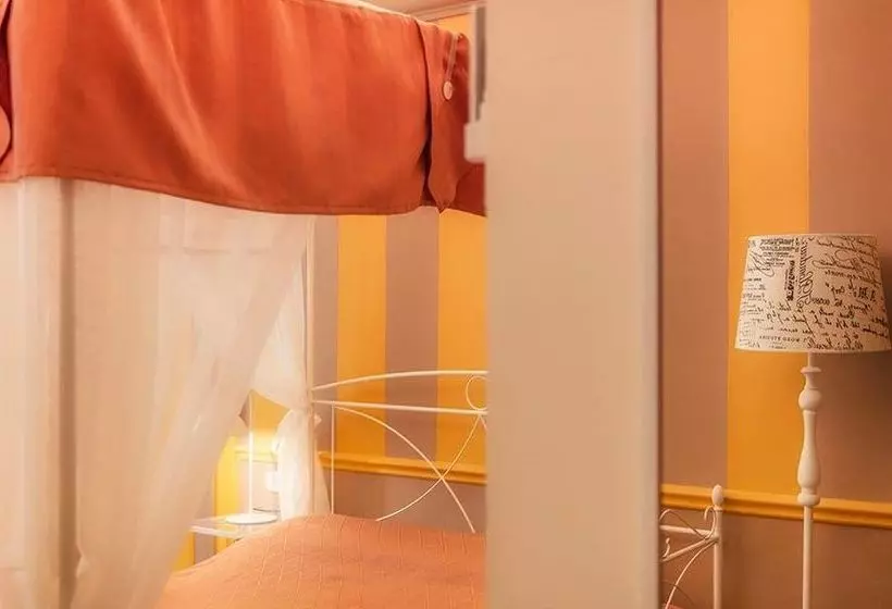 هتل Ghibellino B&b
