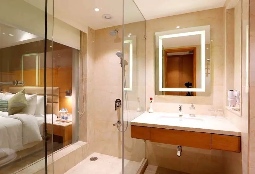 Hotelli Nataraj Sarovar Portico