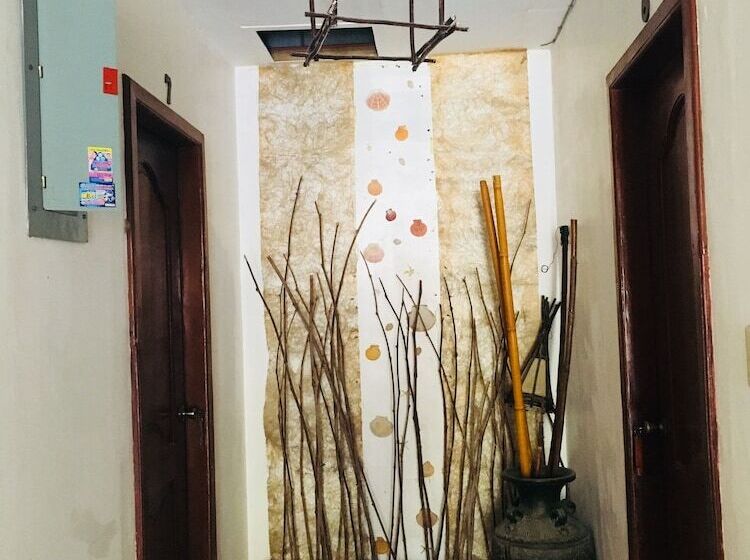 בית מלון כפרי New Eve's Kiosk Dive Resort