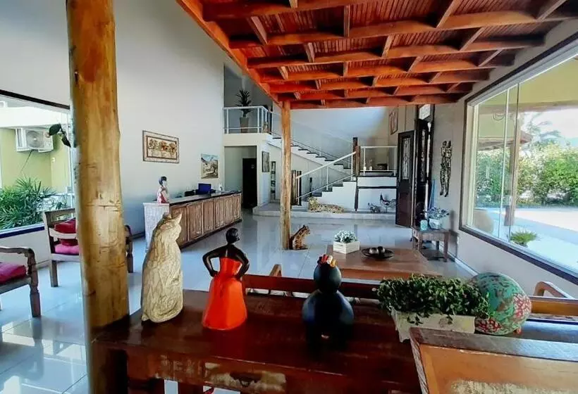 Hotelli Penedo House Pousada