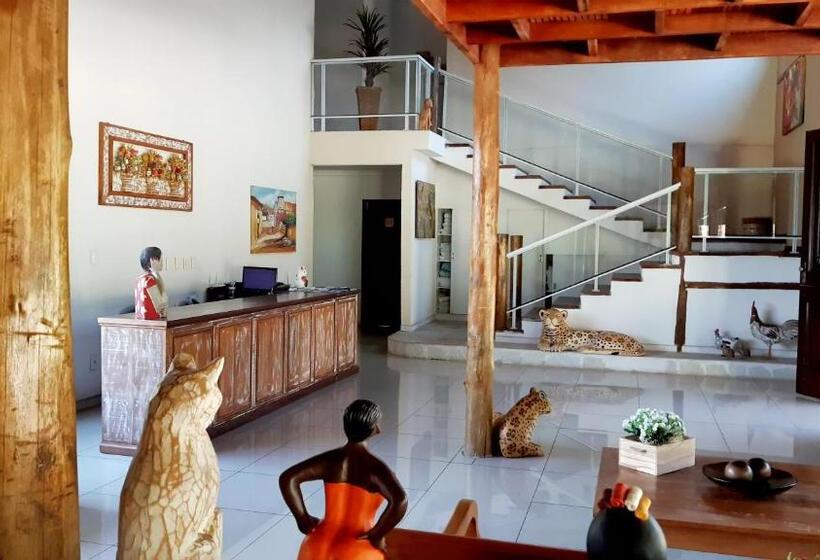 ホテル Penedo House Pousada