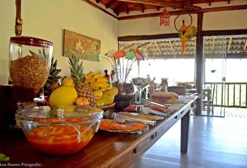 Hotelli Penedo House Pousada