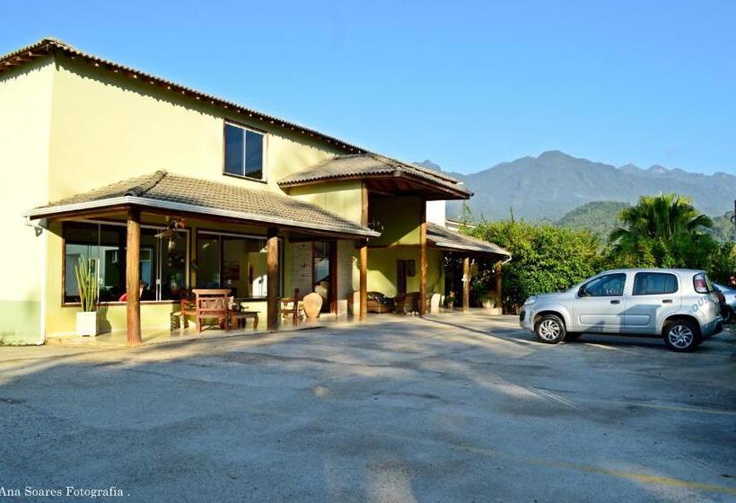 ホテル Penedo House Pousada