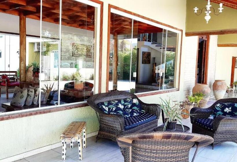 ホテル Penedo House Pousada