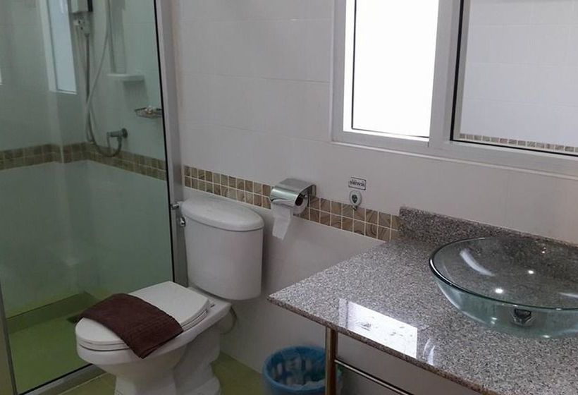 בית מלון כפרי Pn