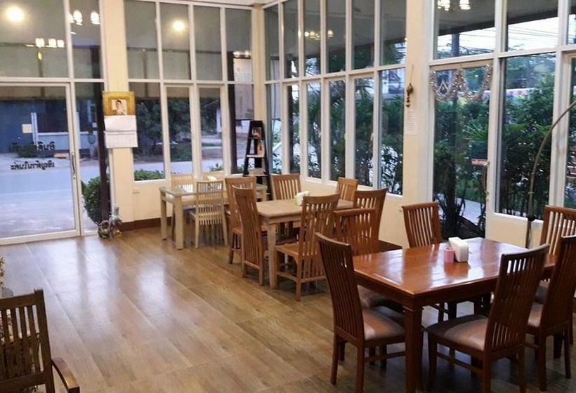 בית מלון כפרי Pn