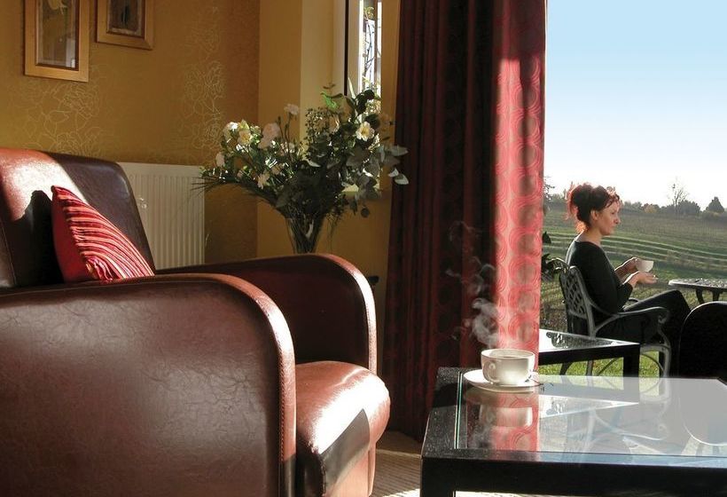 فندق Three Choirs Vineyards