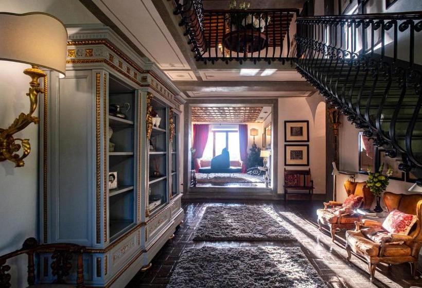 فندق Villa Vistarenni