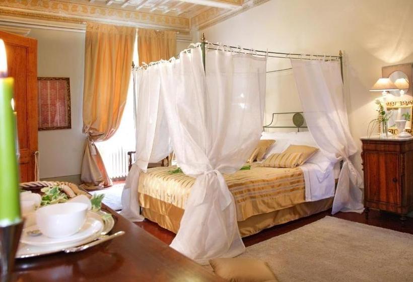 فندق Villa Vistarenni