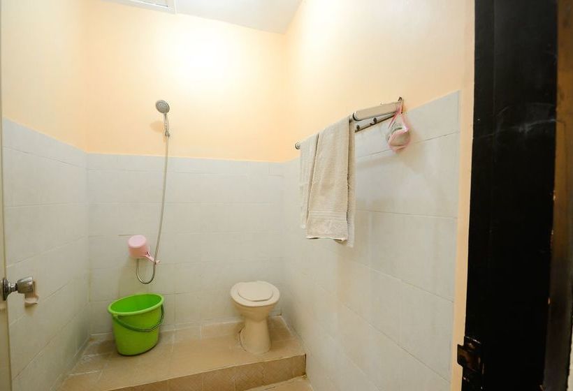 פנסיון Airy Eco Syariah Bongkaran Jagalan 64 Surabaya